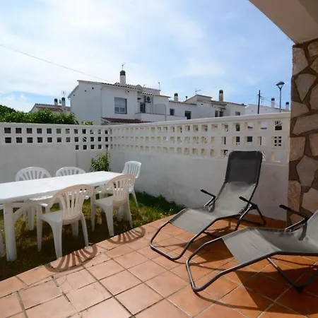 Holiday home La Vinya 02 L'Escala