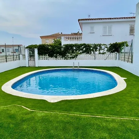 Holiday home La Vinya 02 L'Escala